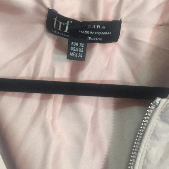 Zara pink nylon bomber jacket with pink interior - Picture 3 of 5